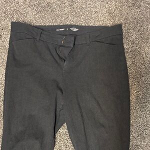Old Navy Women’s High-Rise Pixie Skinny Gray pants